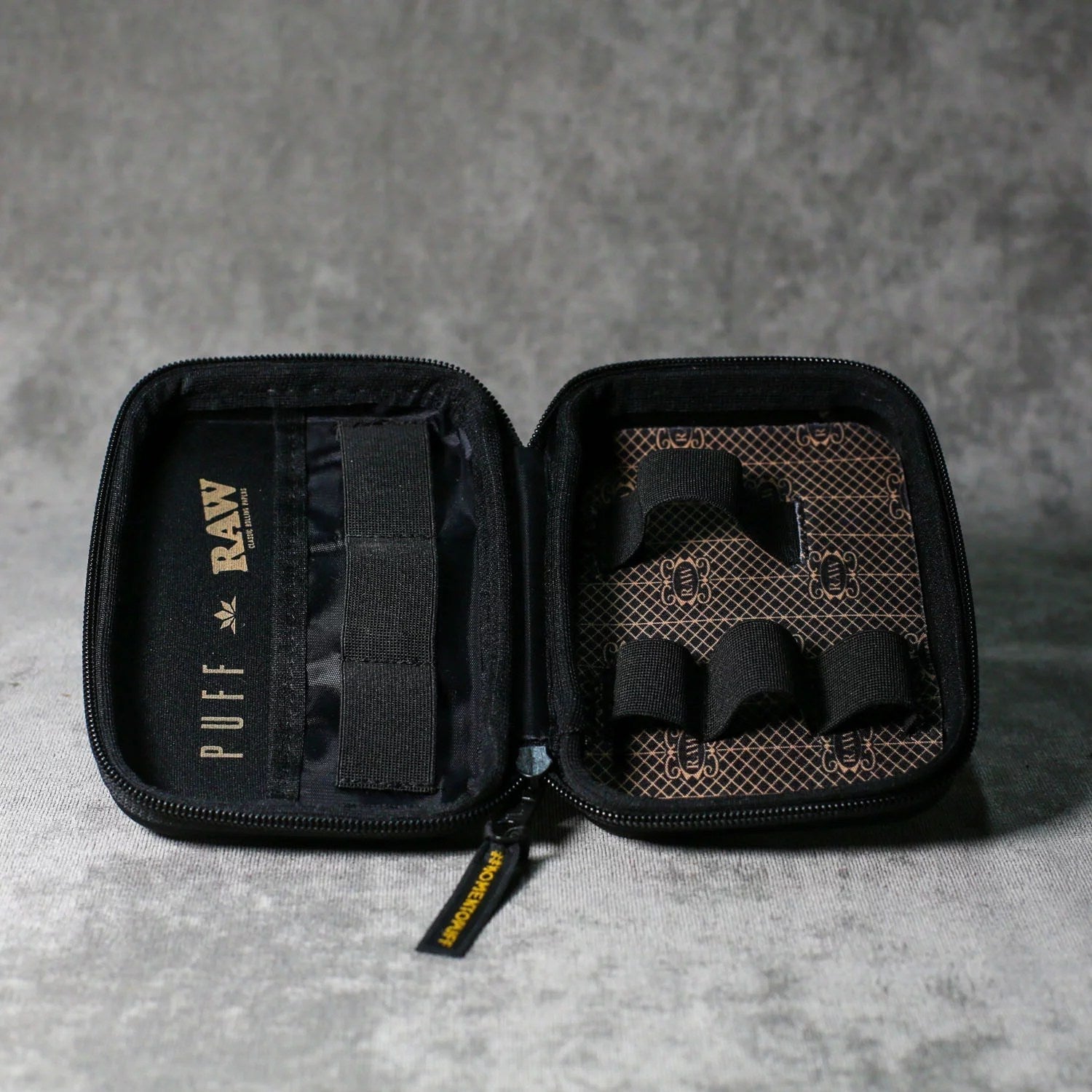 Case Puff Raw Black