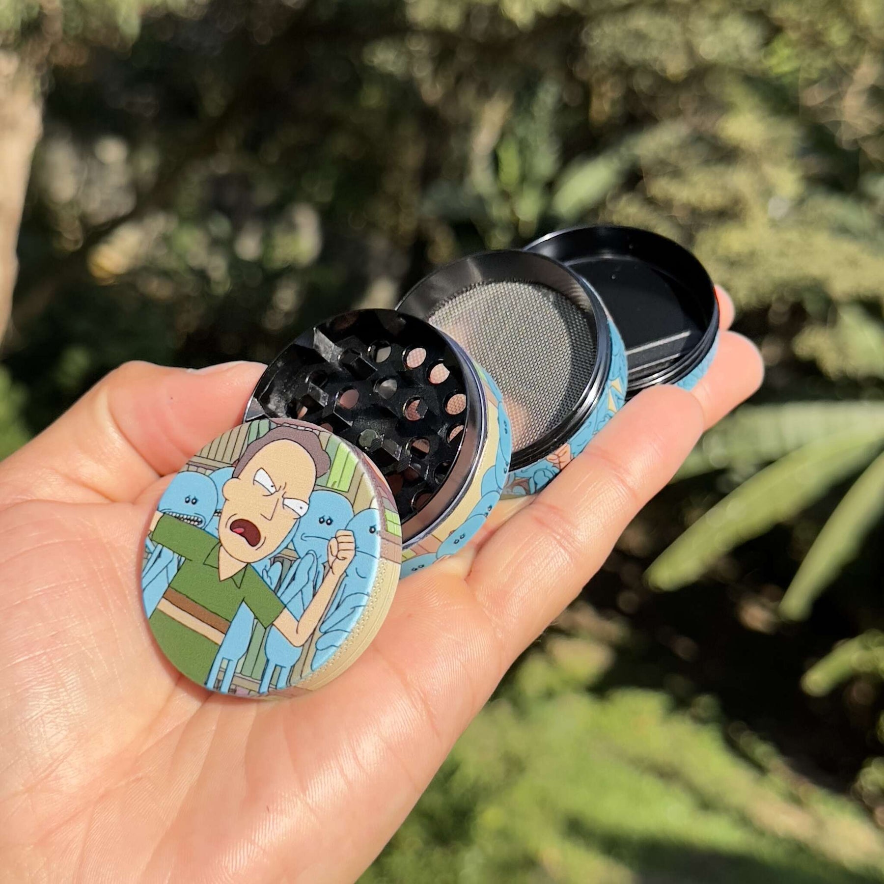 Dichavador de metal Jerry e Meeseeks 4 partes – 50mm
